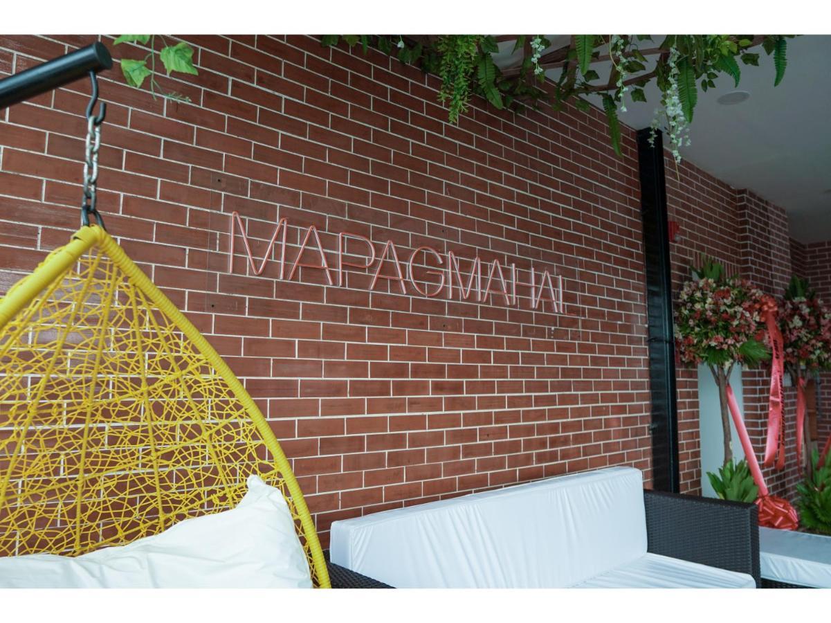 M28 Hotel And Apartments Quezon City Esterno foto